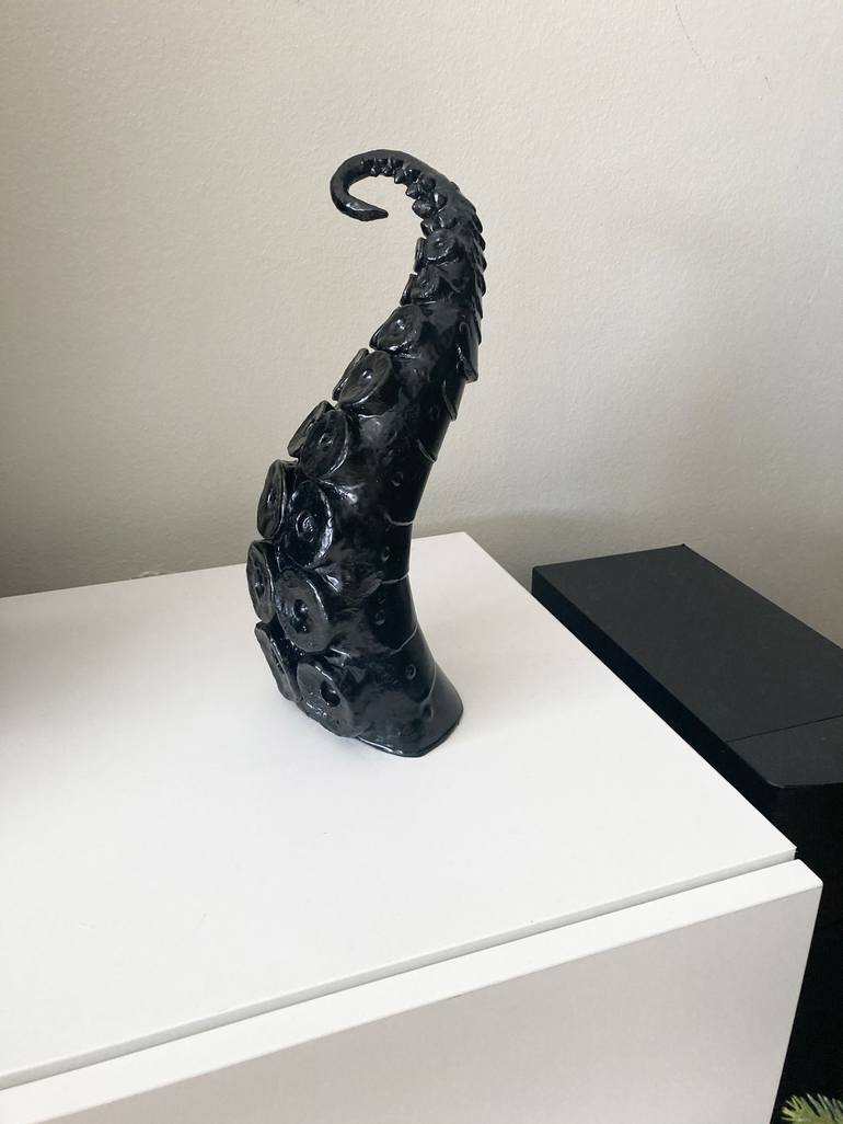 Original Figurative Animal Sculpture by Juan Isasa