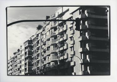 Signed Open Edition Silver Gelatin Print - 'Traffic Lights, Barcelona, Spain 2016' thumb