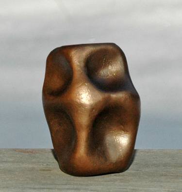 Figure Four thumb