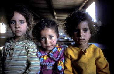 Palestine refugees in a UN run feeding center in Jordan thumb