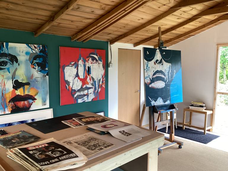 Original Portraiture Pop Culture/Celebrity Painting by Paul Lovering