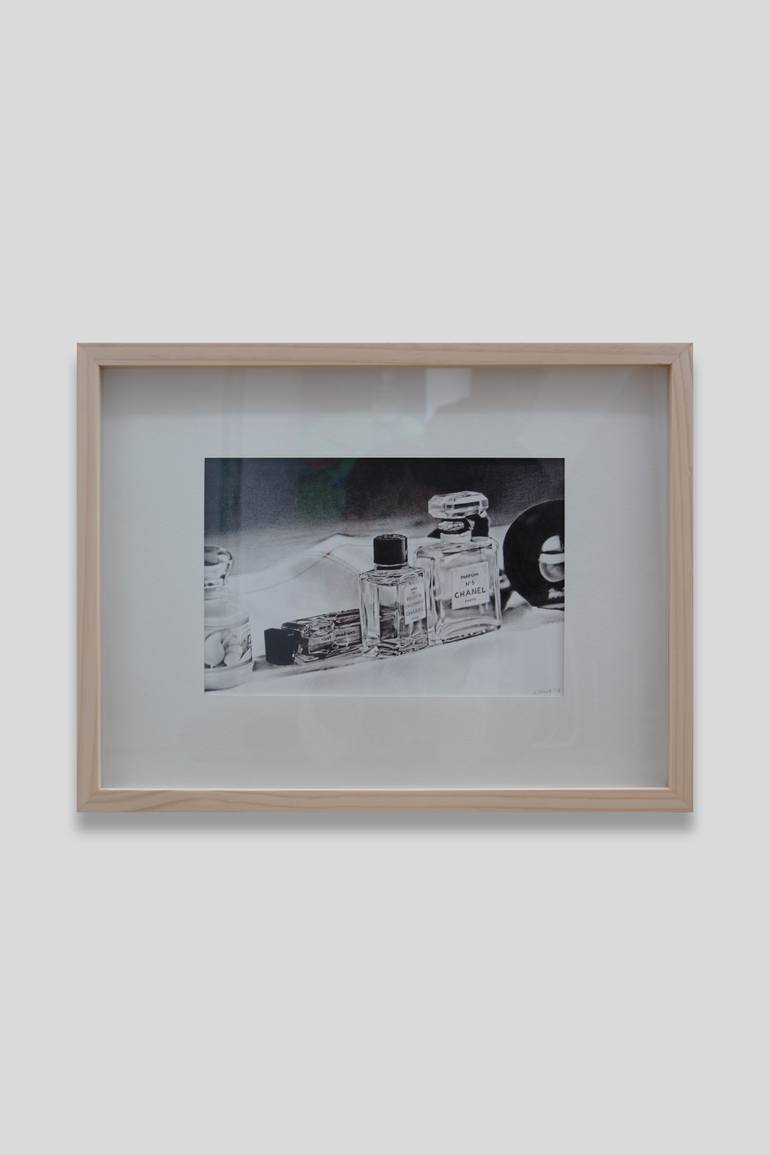 Original Realism Still Life Drawing by Gianna Toenz