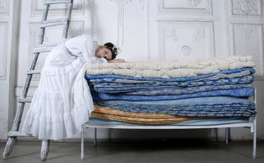 The Princess and The Pea - Limited Edition 4 of 20 thumb