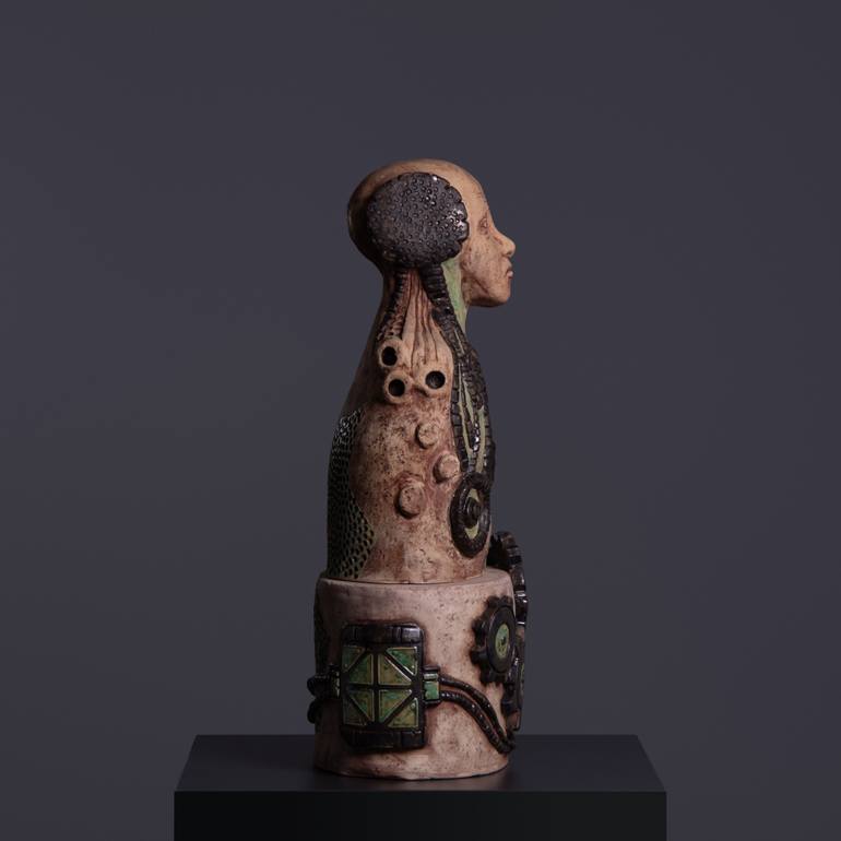 Original Contemporary Men Sculpture by Renome Arte Sculptures