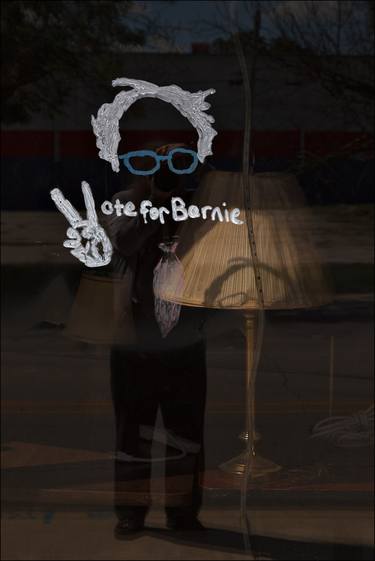 Vote For Bernie thumb