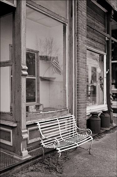 Vacant Storefront in Hudson, Indiana thumb