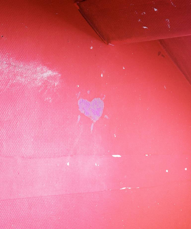 Original Abstract Photography by Hugo Kevelaer | Documentary Art on Paper | Solitary Heart - Limited edition of 3