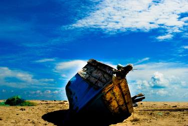 a wrecked boat in dhanushkodi island thumb