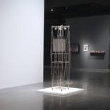 Conflictos con el centro de la tierra by Ernesto Walker