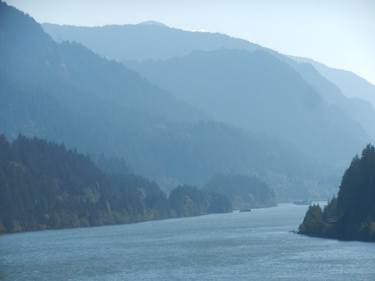 The Columbia River from Dog Mt. thumb