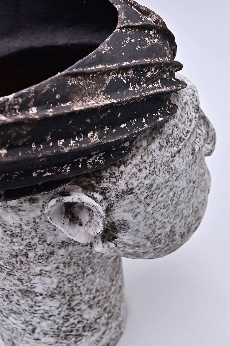 Original Black & White Religion Sculpture by Yuelei Ma
