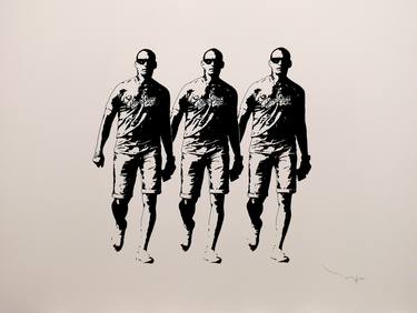 Three walking men 11 thumb