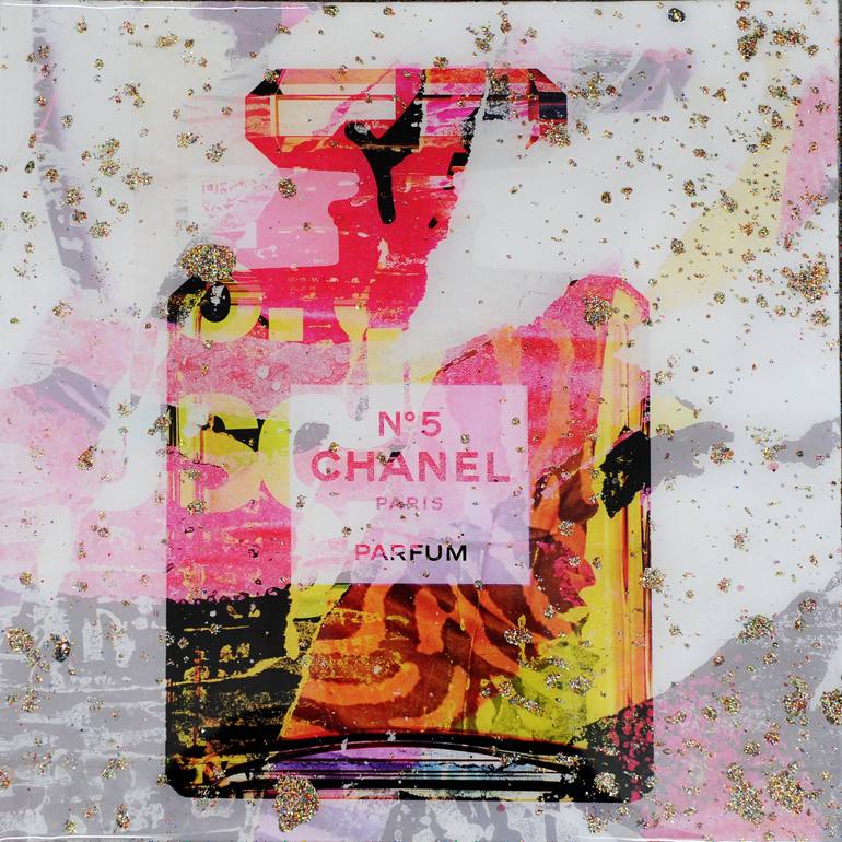 Chanel nr.5 small resin edition by Karin Vermeer (2022) : Painting Acrylic,  Collage on Linen - SINGULART