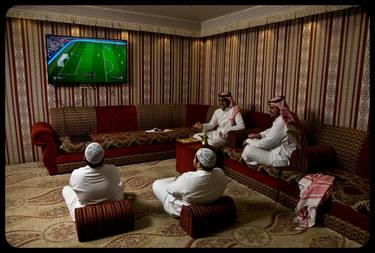 Real Madrid vs Barcelona Playstation FIFA17 - Saudi style thumb