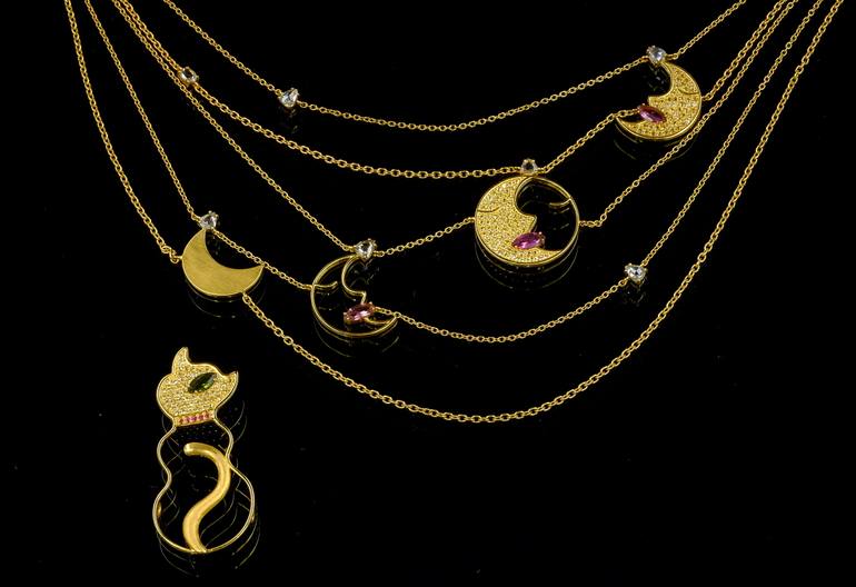 Original Love Installation by Younghee Kim | Art Nouveau Art on Gold | The Moon Has Never Been Alone