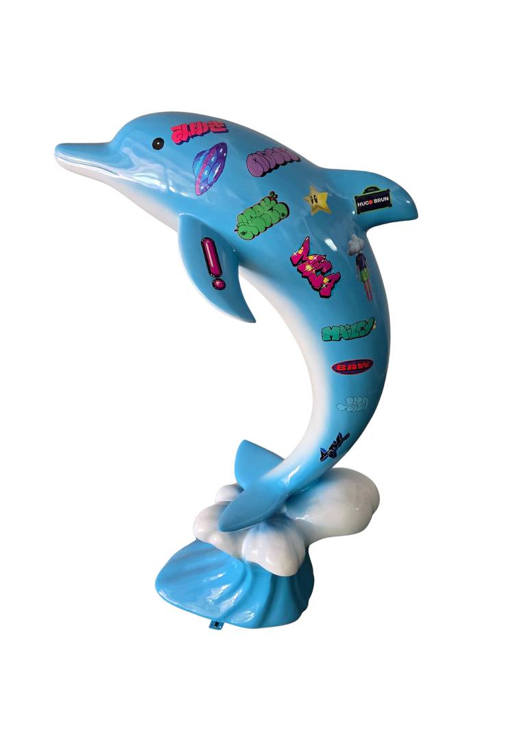 Original Graffiti Sculpture by Hugo Brun | Pop Art Art on Fiberglass | STREET DOLPHIN