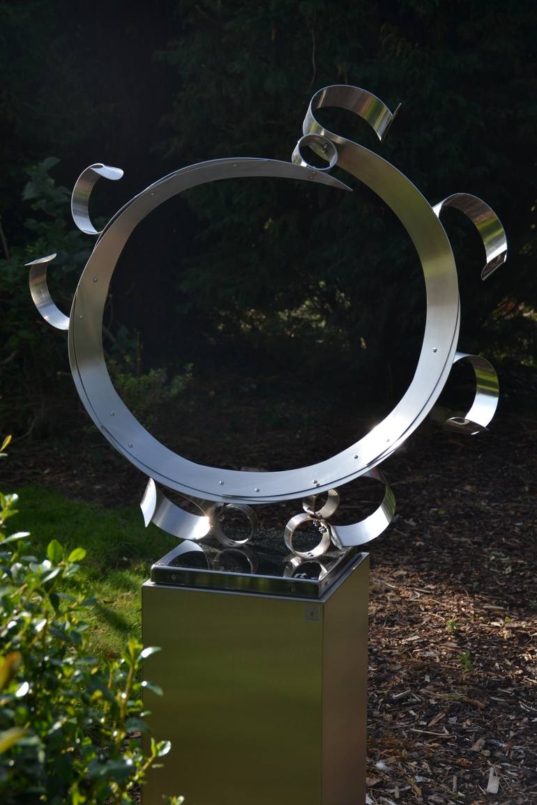 Original Modernism Abstract Sculpture by Richard Thornton