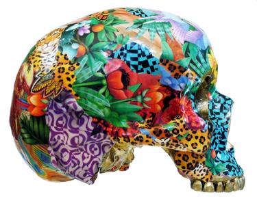 Collage Skull Sculpture thumb