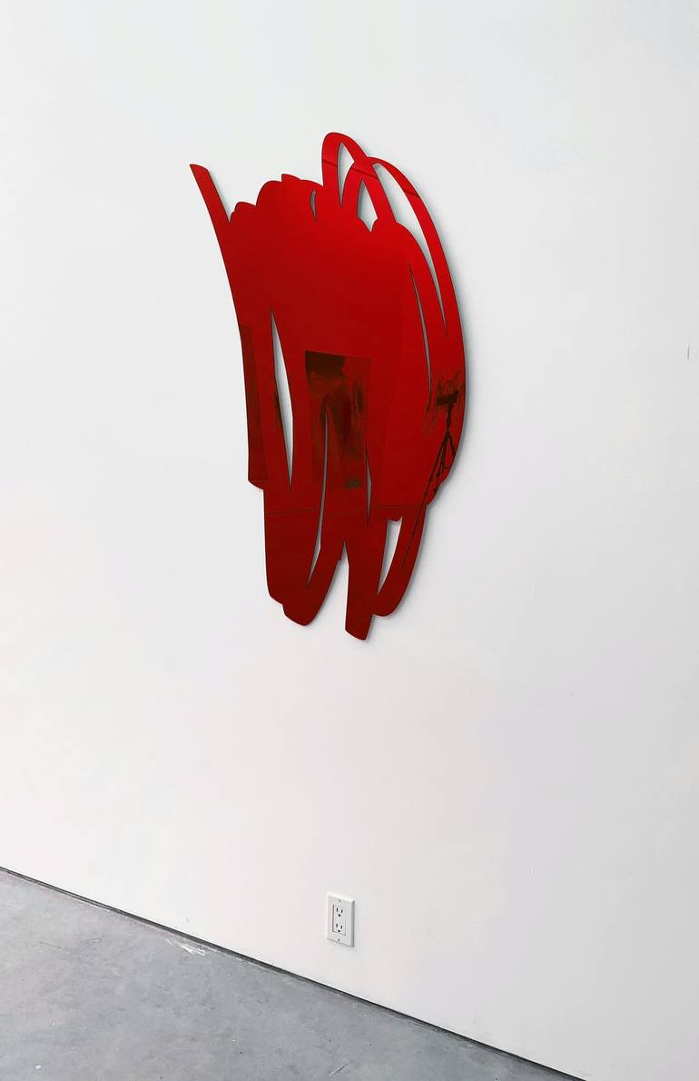 Vertical Scribble Mirror Wall Sculpture (Red)