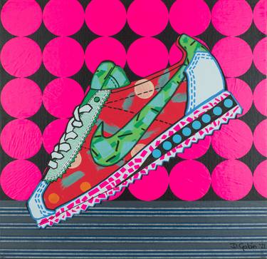 Nike Cortez red and green thumb