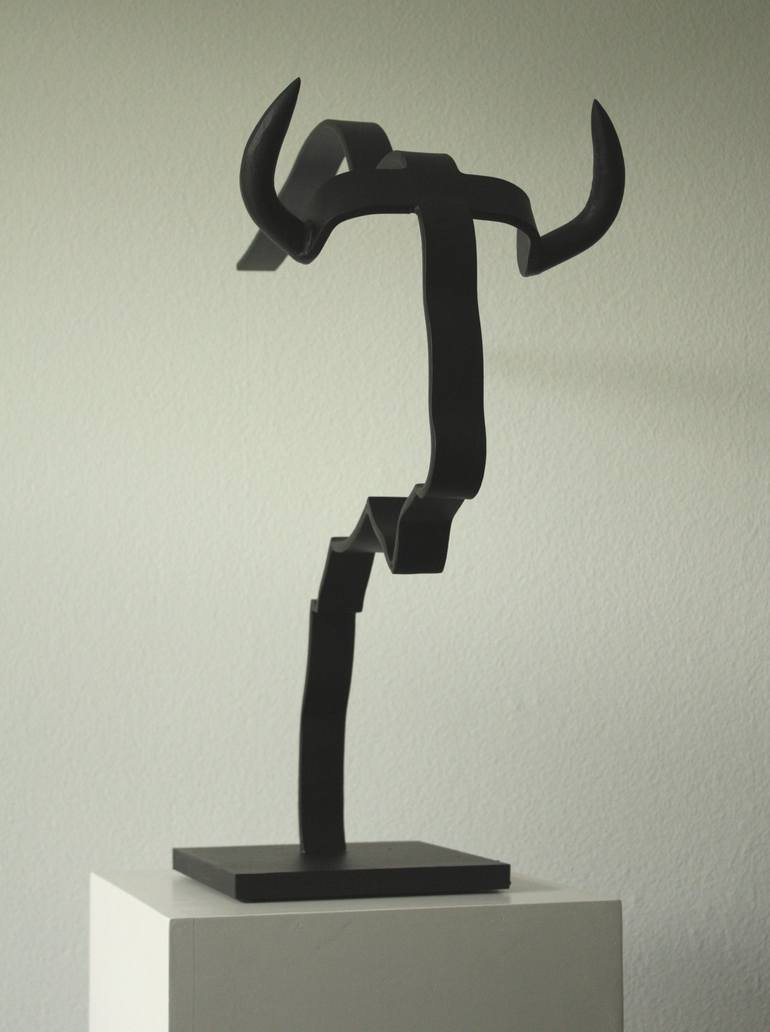 Original Realism Animal Sculpture by Burkhard Görschel