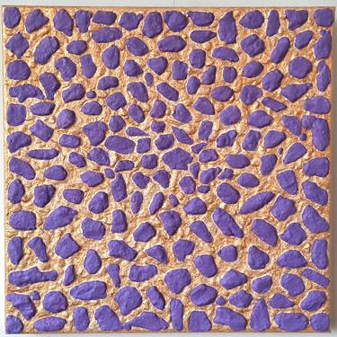 Minimalism Painting - Purple rocks on gold - Wallobject 48 thumb