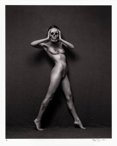 Nude with Skull thumb