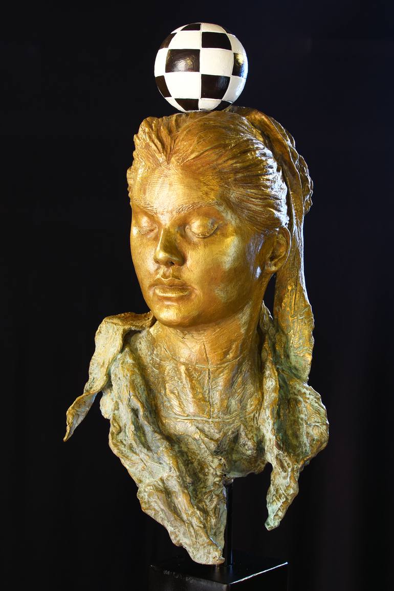 Original Women Sculpture by CARLOS OVIEDO