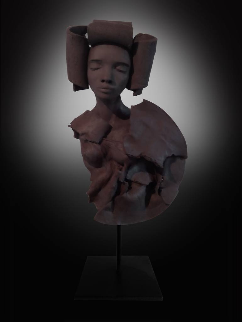 Original Women Sculpture by marie-laure Bouchery