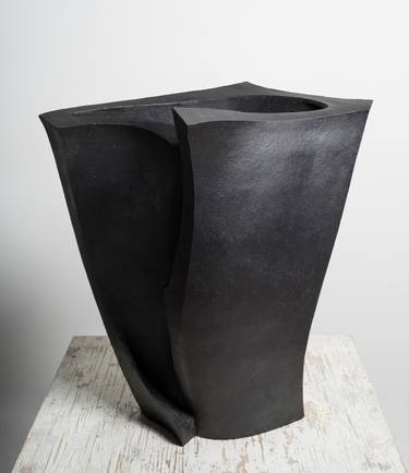 "Amante" - Contemporary Ceramic Sculpture thumb