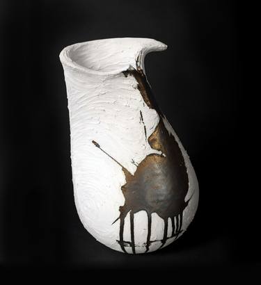 Ceramic Vessel in White with Gold - No 111 thumb