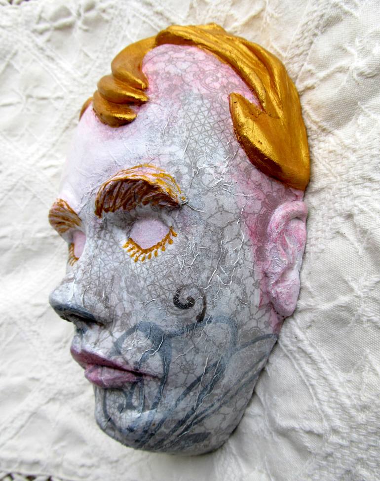 Original Figurative People Sculpture by Henry Sterzik