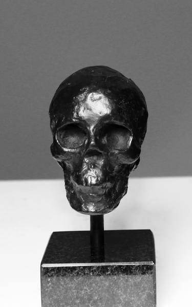 "BRONZE SKULL" black patina thumb