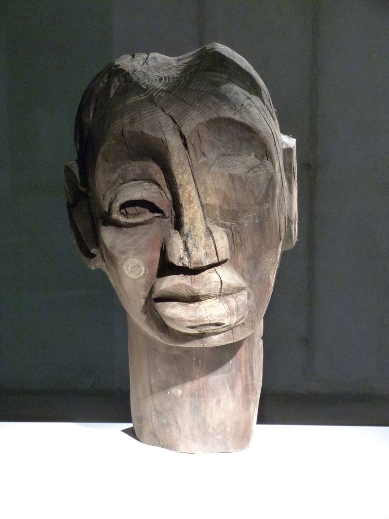 Original Figurative Women Sculpture by Oscar Vautherin