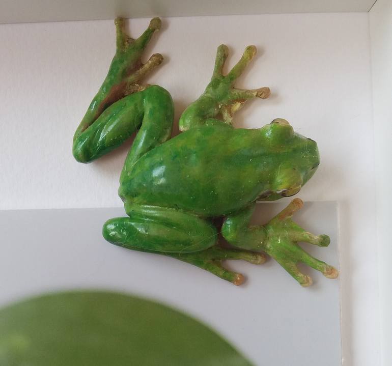 Original Documentary Animal Sculpture by Natalie Staniforth