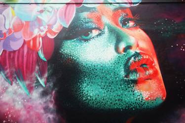 "Star Girl"     Street Art thumb