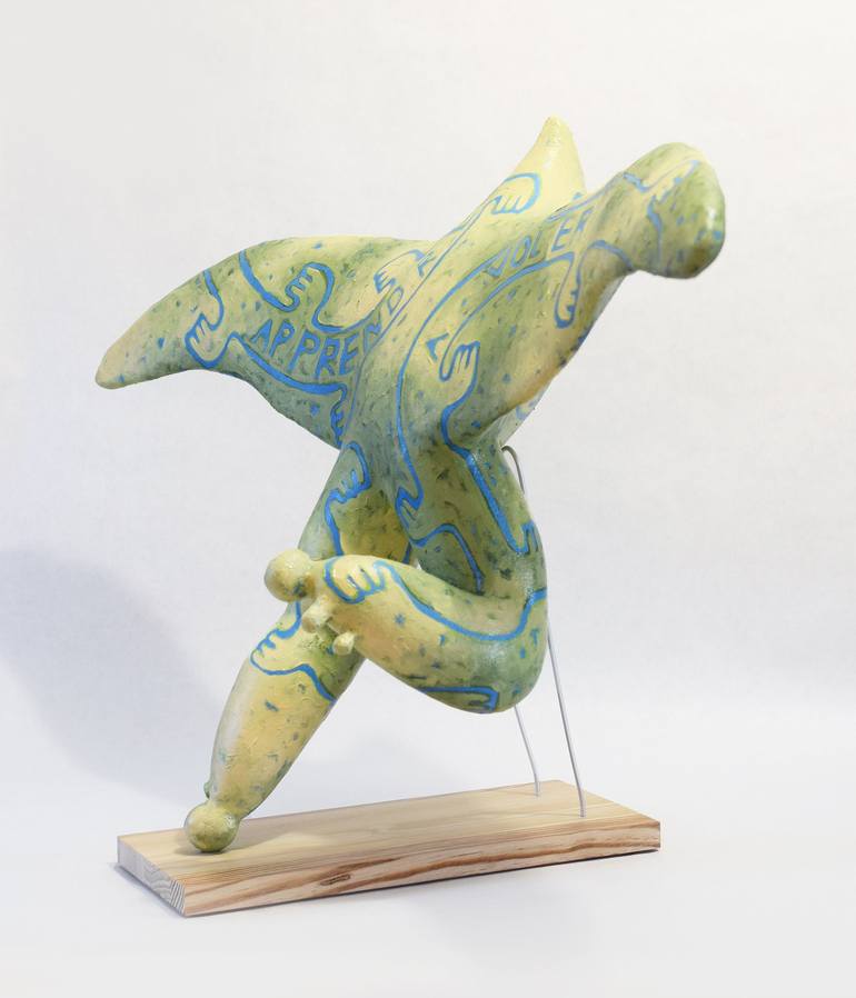 Original Figurative Airplane Sculpture by Félix Hemme