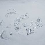 Broken glass by Riccardo Schiavon