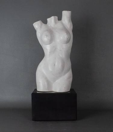 Original Classicism Women Sculpture by Leslie Dycke