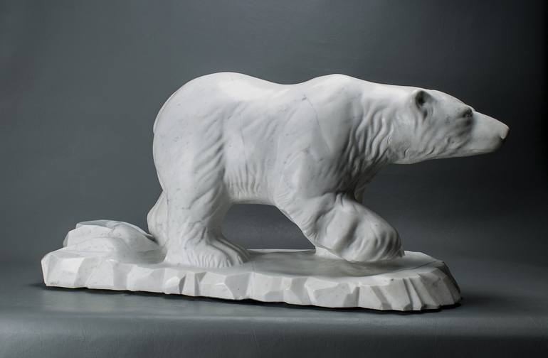 Original Figurative Animal Sculpture by Leslie Dycke