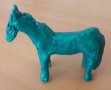 Horse sculpture thumb