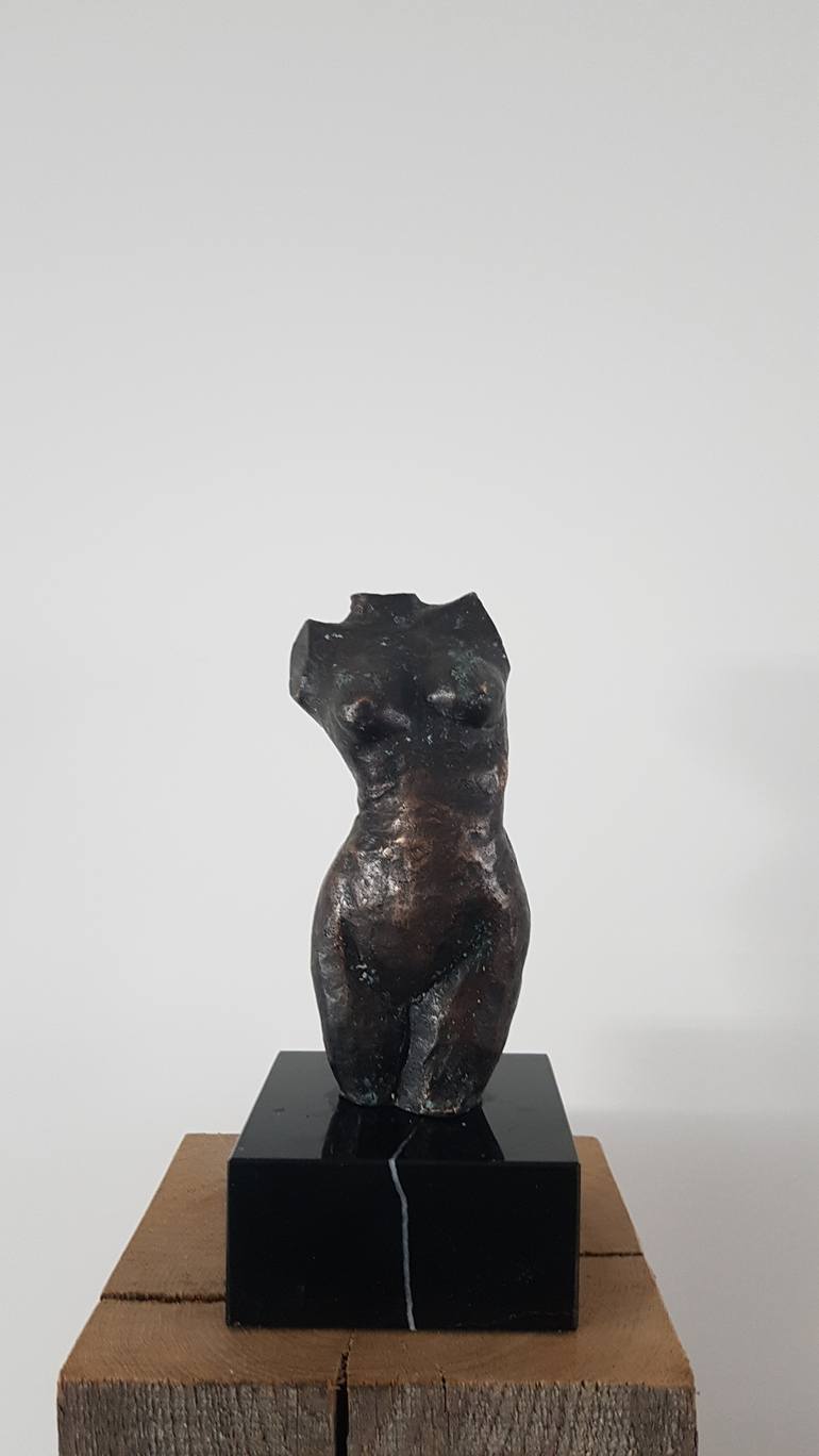 Original Figurative Women Sculpture by Els Driesen