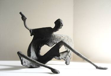 Original Figurative Men Sculpture by Marianne Roetzel