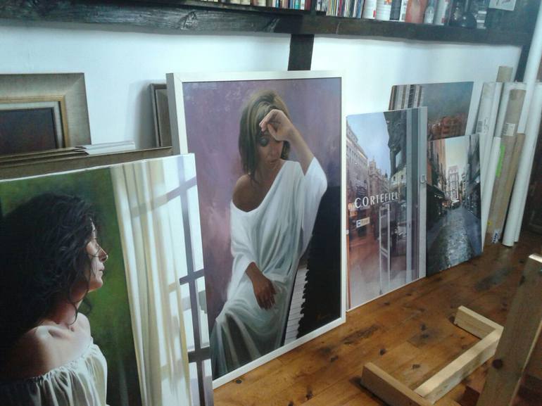 Original Figurative Women Painting by Jose Higuera