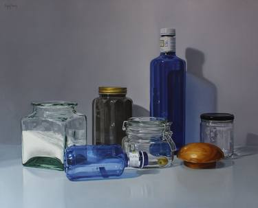 Frascos, botella azul y aceituna thumb