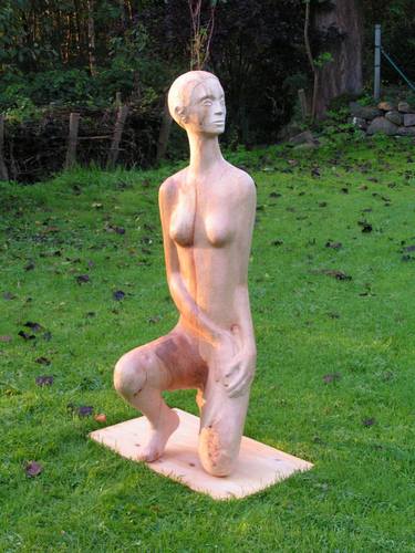 Original Women Sculpture by Ranulf Streuff