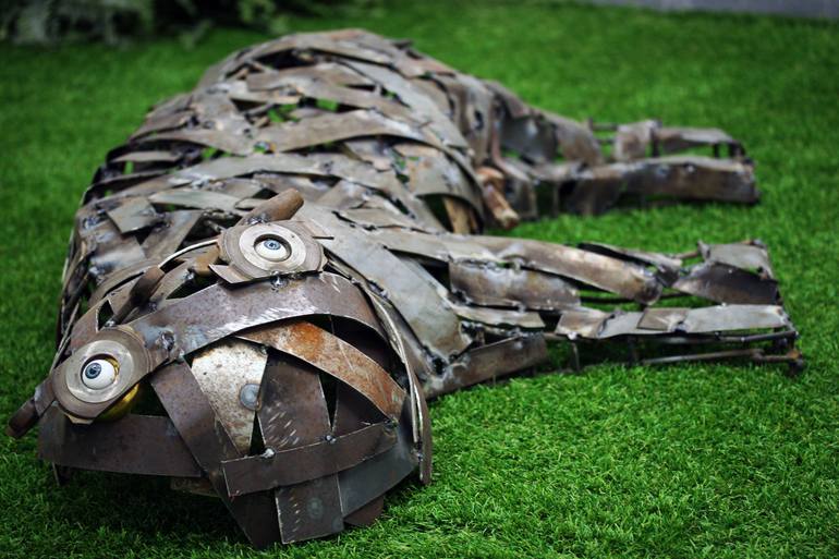 Original Dada Animal Sculpture by Lele De Bonis