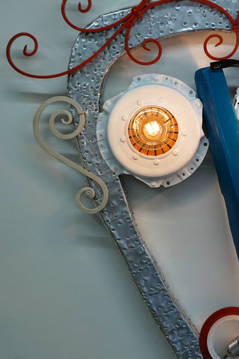 Original Dada Men Sculpture by Lele De Bonis