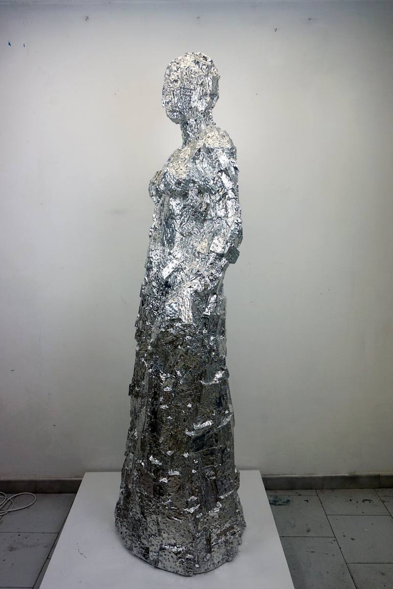 Original Women Sculpture by Lele De Bonis