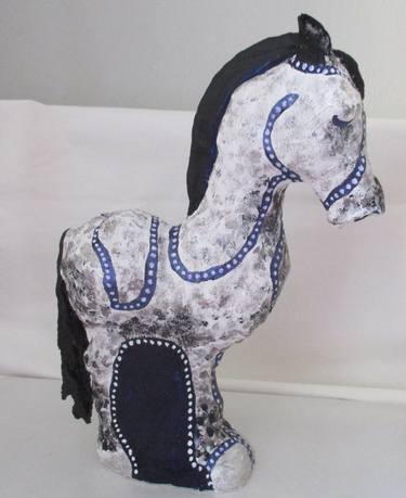 Dapple, horse sculpture 30 cm, wire & plaster thumb